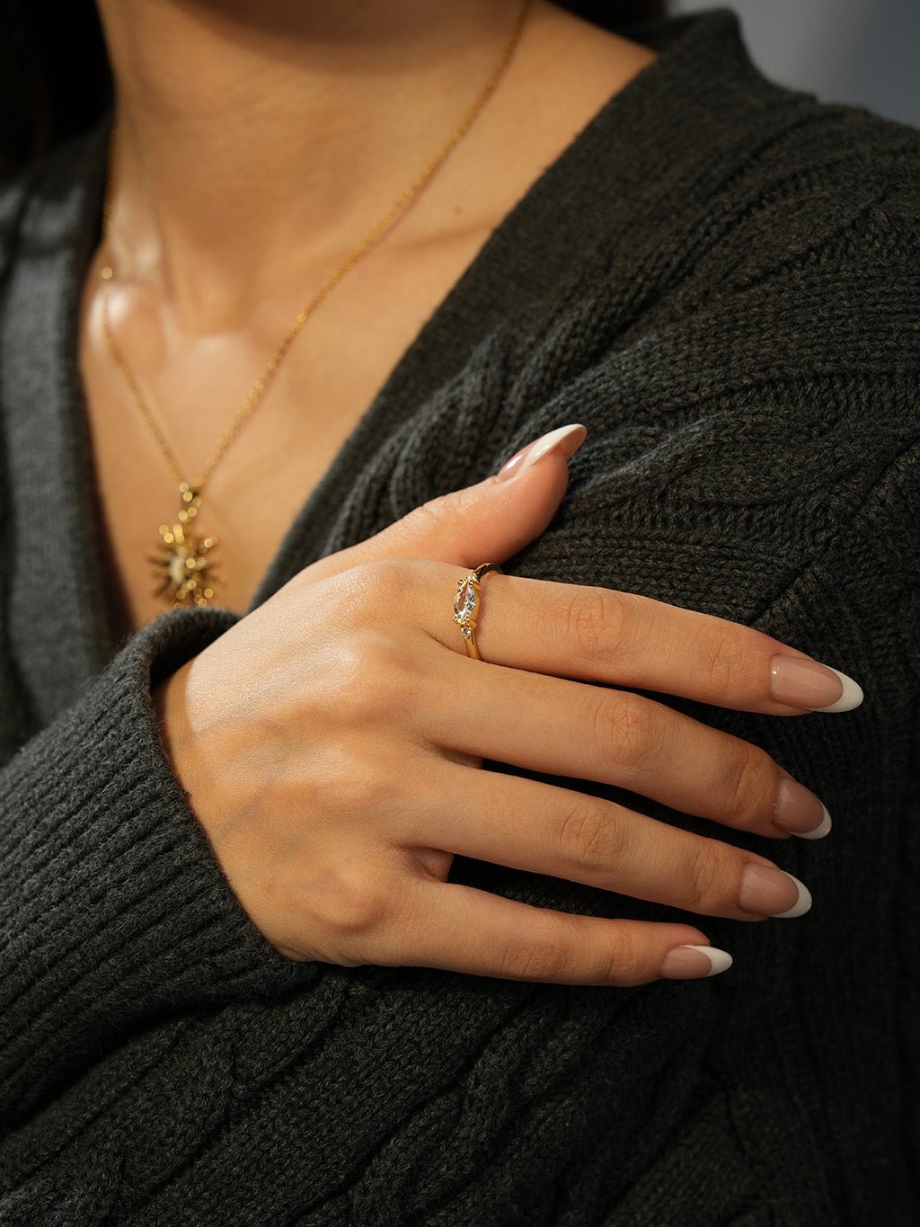 Luna Oval Ring Gold - Dorose | Wasserresistent, kein Verfärben