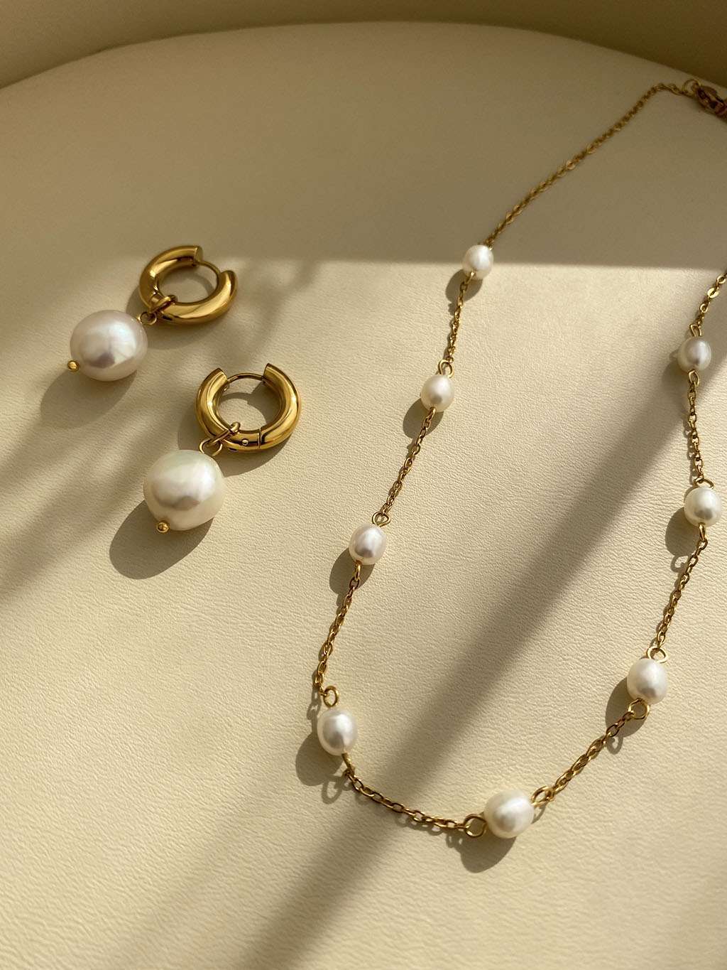 Pearl Satellite Halskette Gold - Dorose | Wasserfester Schmuck, 18K vergoldet