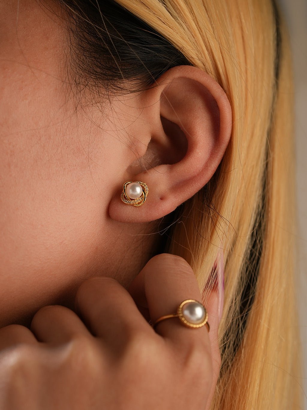 Perlen - Zirkonia Ohrstecker Gold - Dorose | Wasserresistent, kein Verfärben