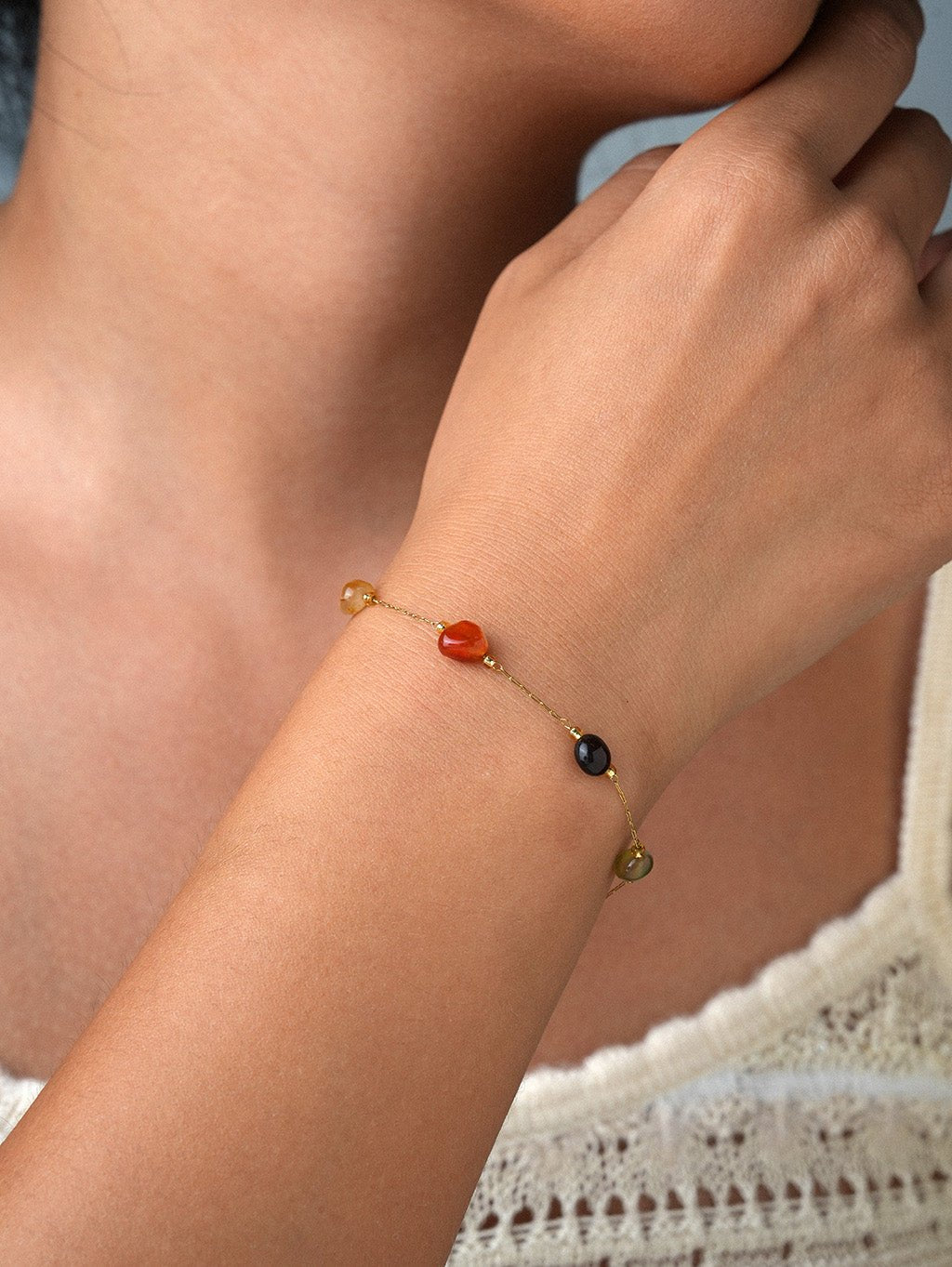 Rainbow Naturstein Armband Gold - Dorose | Wasserresistent, kein Verfärben
