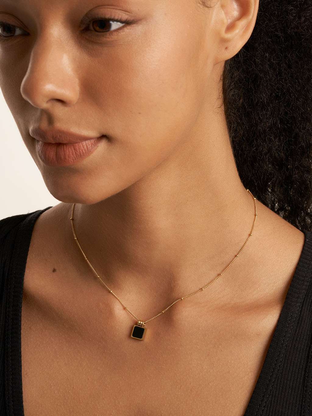 Rectangle Locket Halskette Gold - Dorose | Wasserfester Schmuck, 18K vergoldet