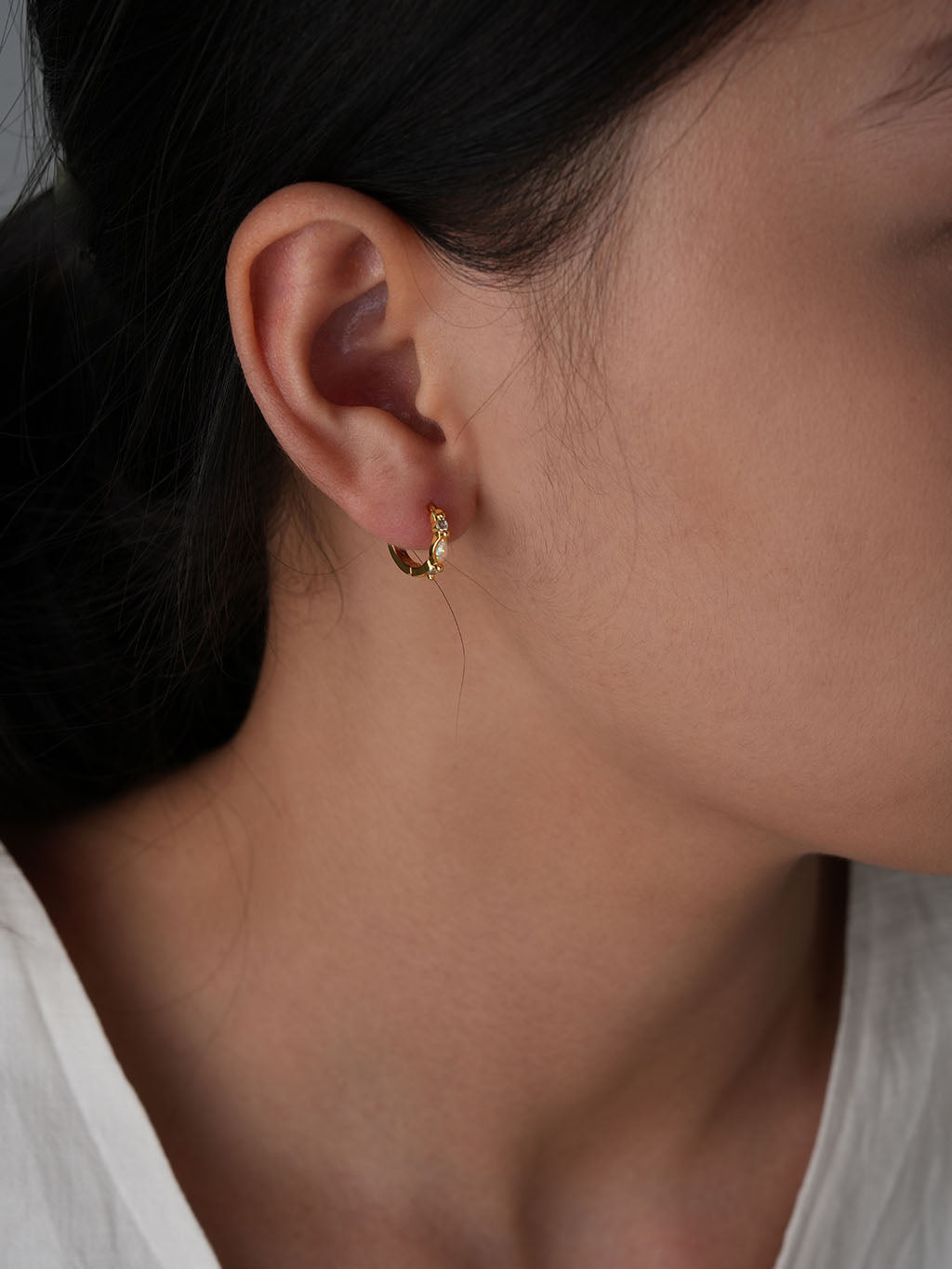 Rosé Licht Creolen Gold mit Zirkonia - Dorose | Wasserresistent, kein Verfärben