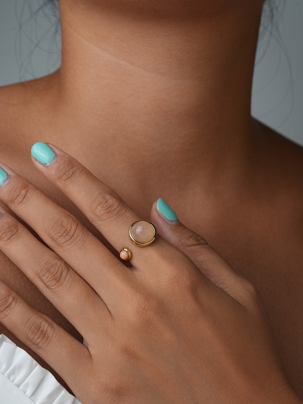 Rosenquarz Doppelstein Ring Gold - Dorose | Wasserresistent, kein Verfärben