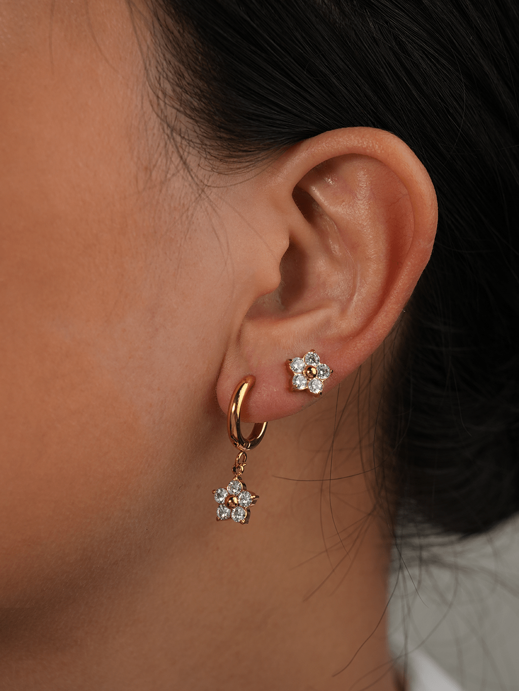 Sparkling Flower Ohrstecker Gold Silber - Dorose | Wasserresistent, kein Verfärben