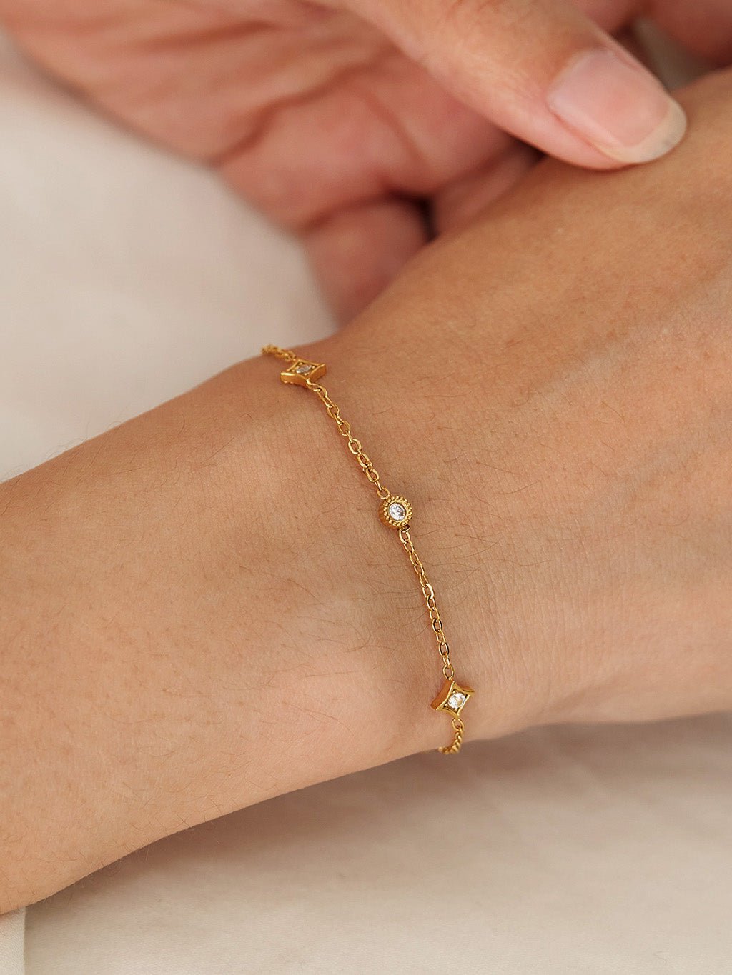 Stern Station Armband Gold - Dorose | Wasserresistent, kein Verfärben