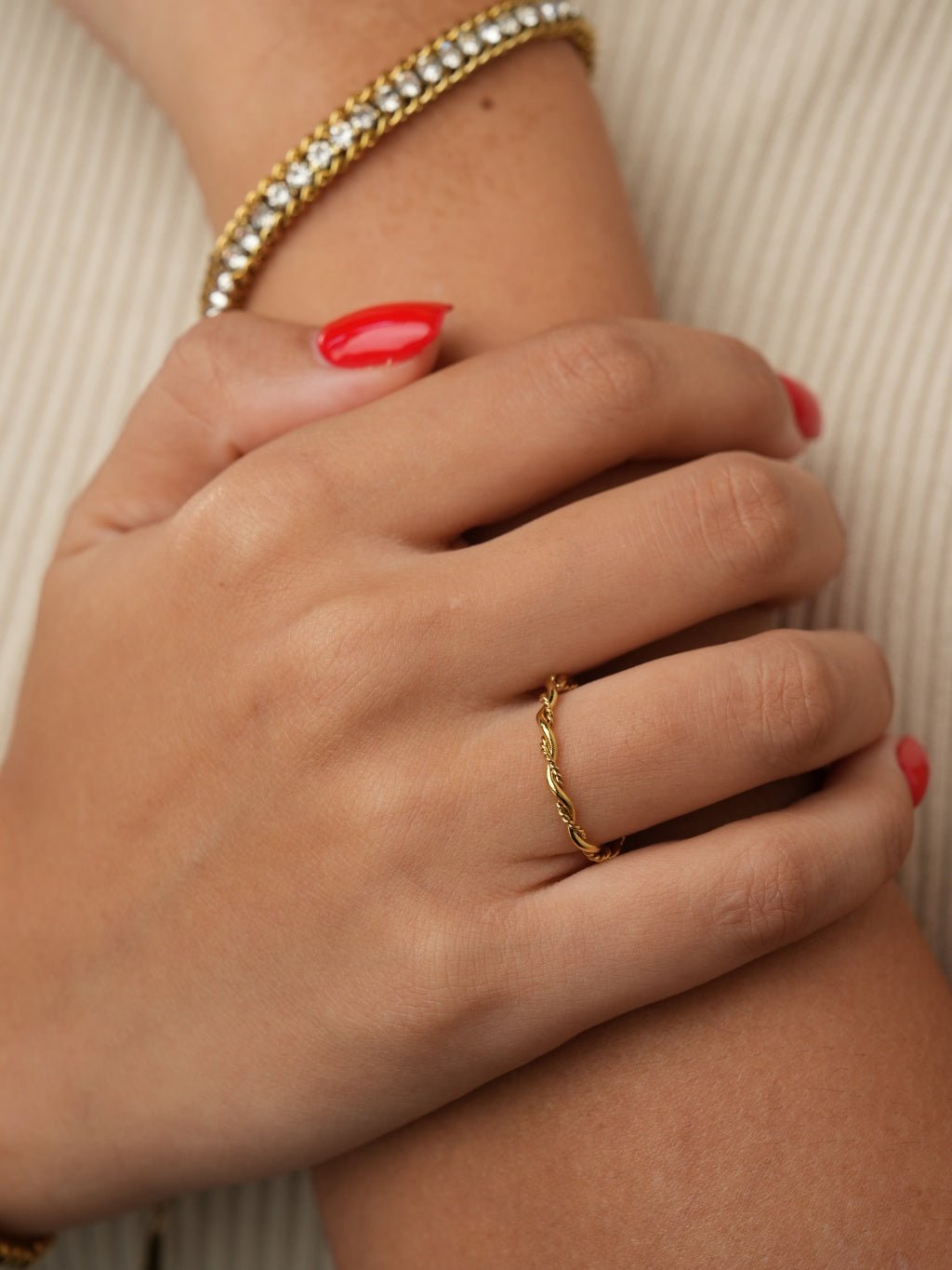 Twisted Ring Gold - Dorose | Wasserresistent, kein Verfärben