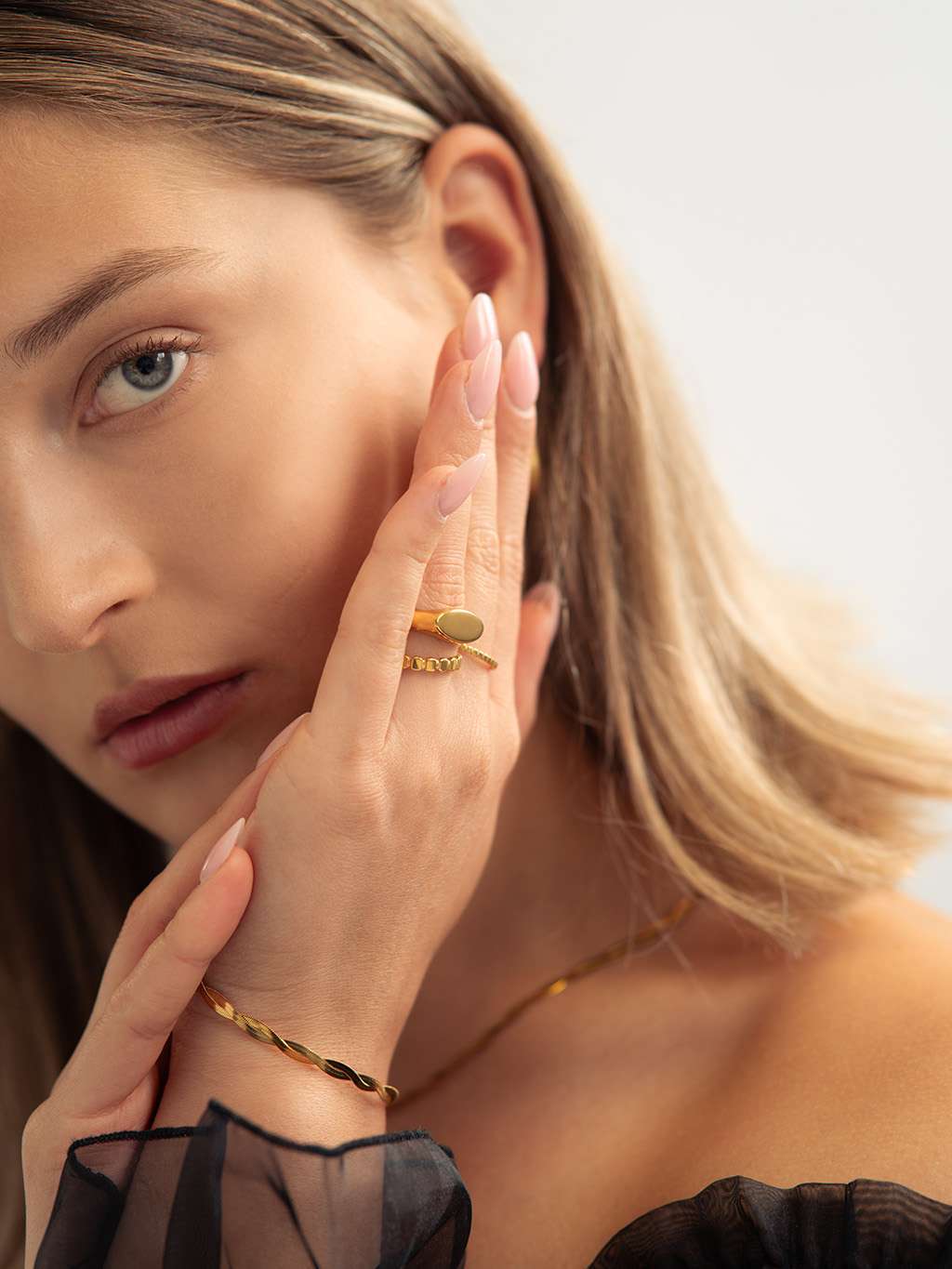 Twisted Schlangen Armband Gold - Dorose | Wasserfester Schmuck, 18K vergoldet