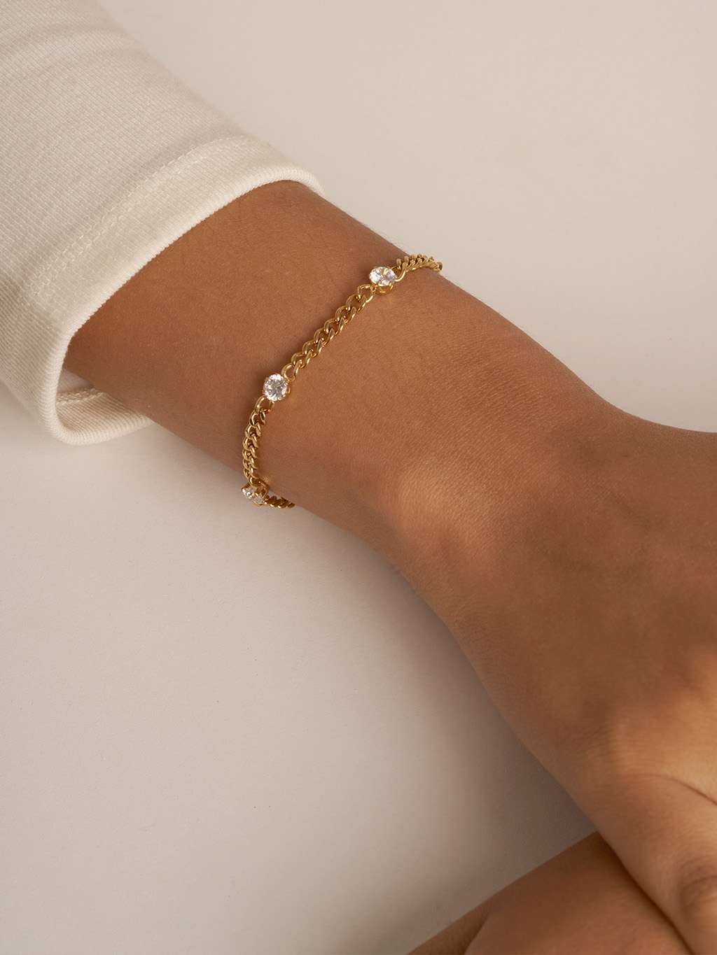 Umwerfendes Set: Panzerkette + Armband mit Zirkoniasteinen - Dorose | Wasserfester Schmuck, 18K vergoldet