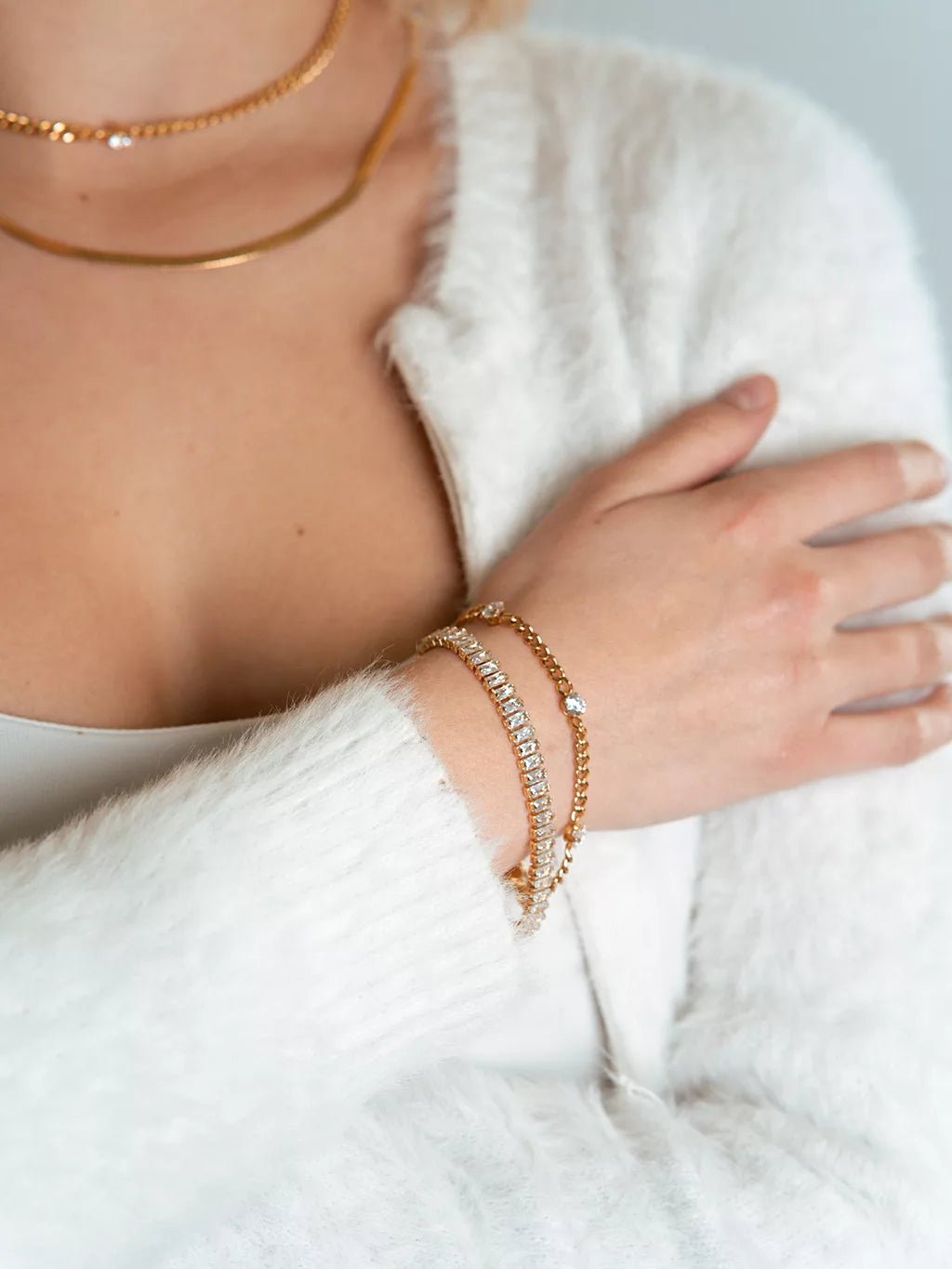 Umwerfendes Set: Panzerkette + Armband mit Zirkoniasteinen - Dorose | Wasserfester Schmuck, 18K vergoldet