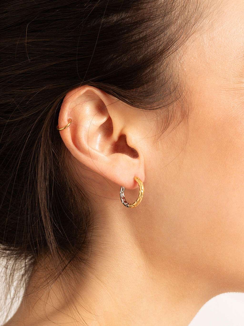 Wave Two - Tone Hoop Ohrringe Gold Silber - Dorose | Wasserfester Schmuck, 18K vergoldet