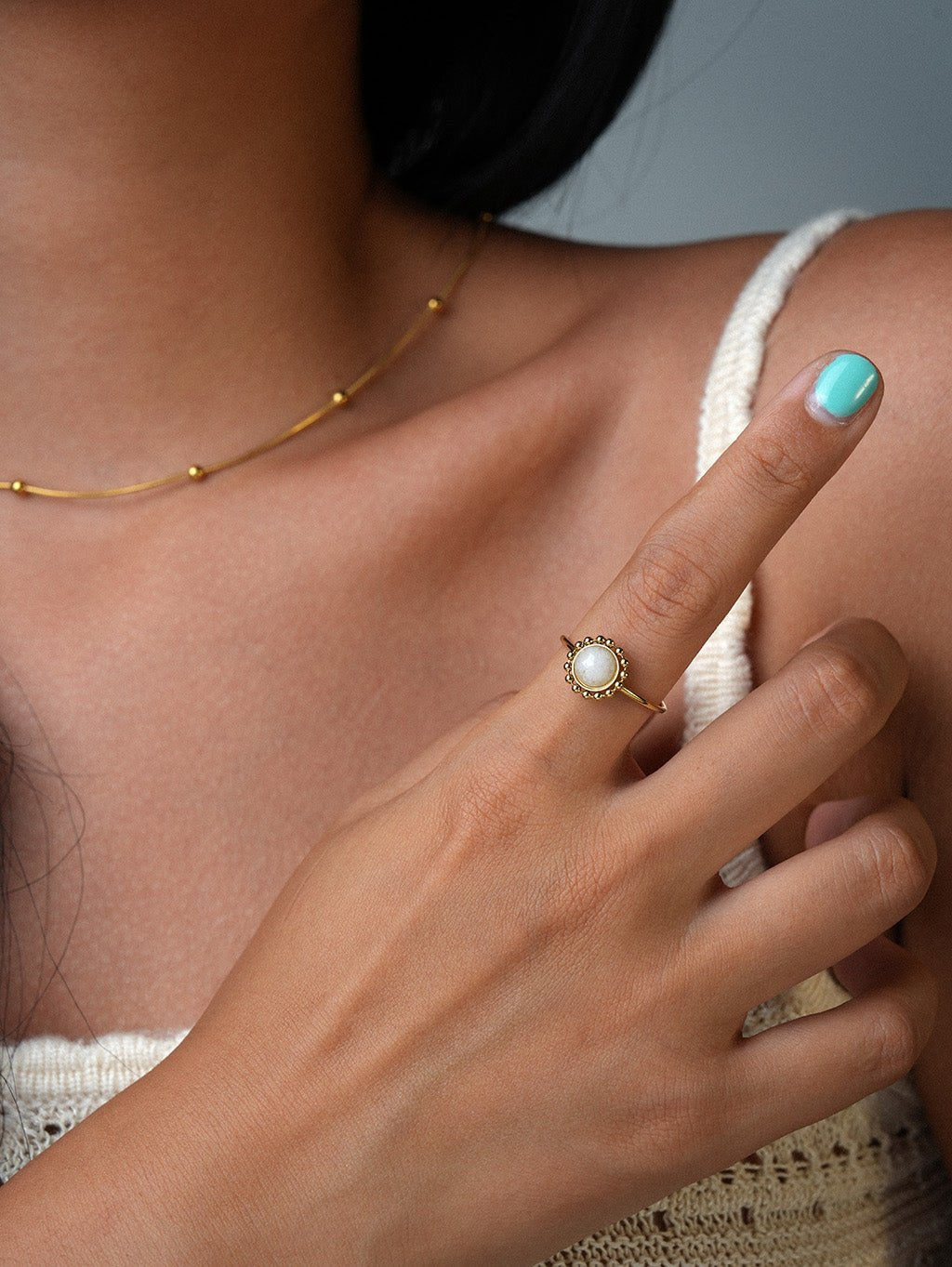 Weißer Naturstein Ring Gold Verstellbar - Dorose | Wasserresistent, kein Verfärben